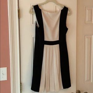 Max & Cleo Dresses - Max and Cleo Size 4 Cocktail Dress Max & Cleo Dresses - Max and Cleo Size 4 Cocktail Dress